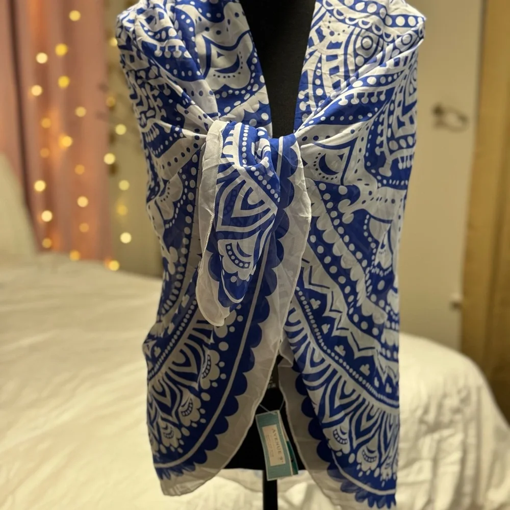 Avenue 9 Navy Blue Mandala Wrap Scarf/Sarong - One Size Fits Most - Picture 5 of 9